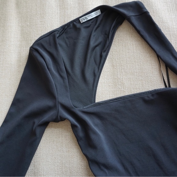 Cut Out Black Maxi Dress - Picture 5 of 6